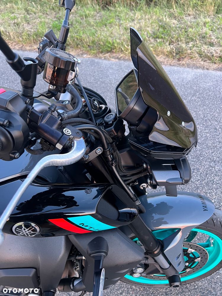 Yamaha MT - 5