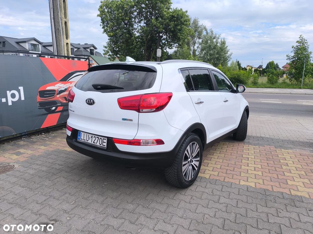 Kia Sportage 1.7 CRDI 2WD Dream-Team Edition - 25