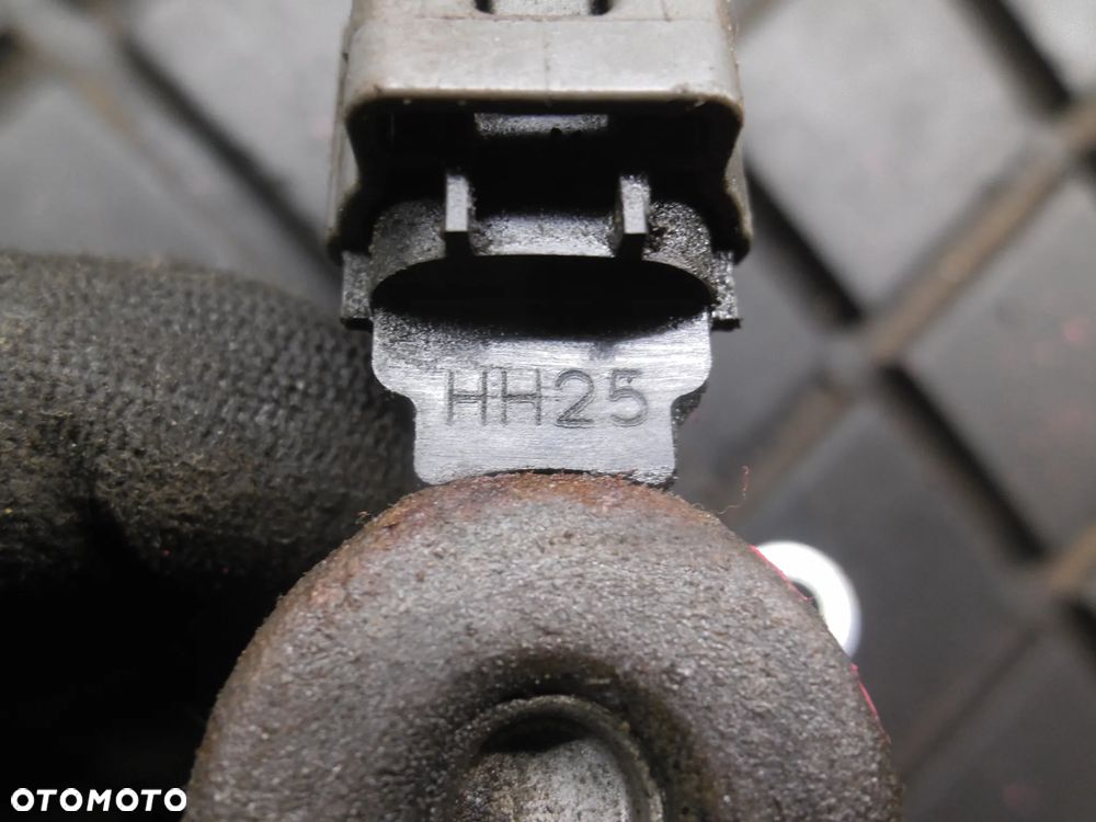 Zawór zmiennych faz Mazda 1.6 16V 3 BK 04-09 - 2
