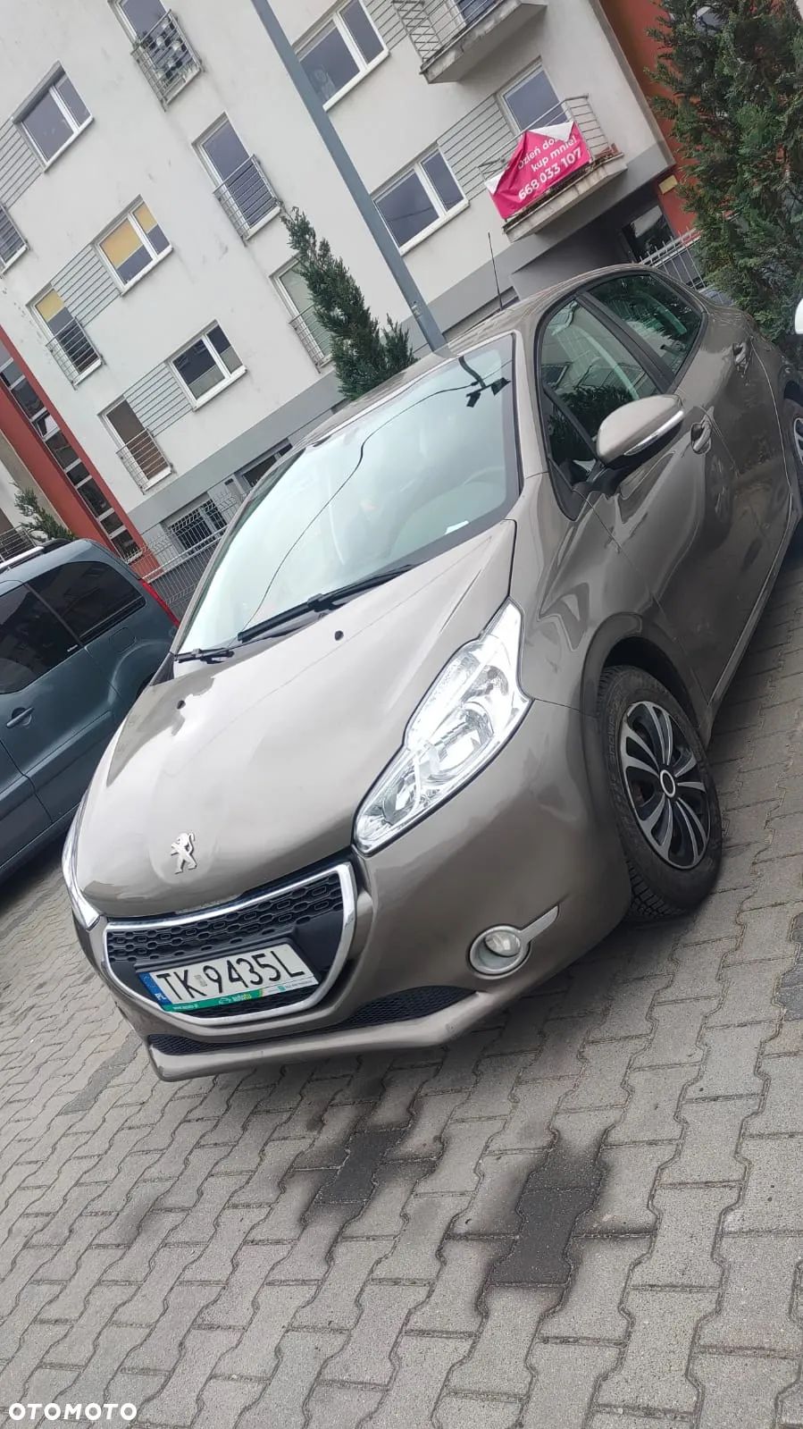 Peugeot 208 1.4 HDi Active - 1