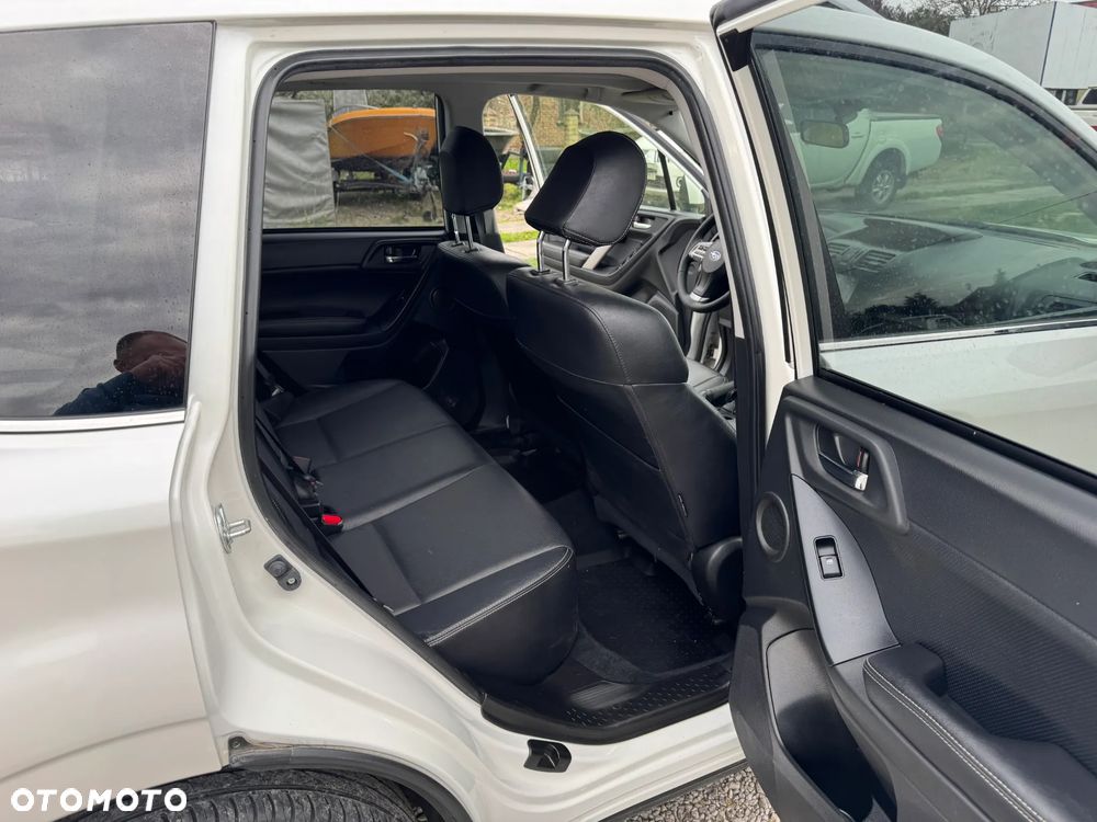 Subaru Forester 2.0XT Lineartronic Platinum - 9