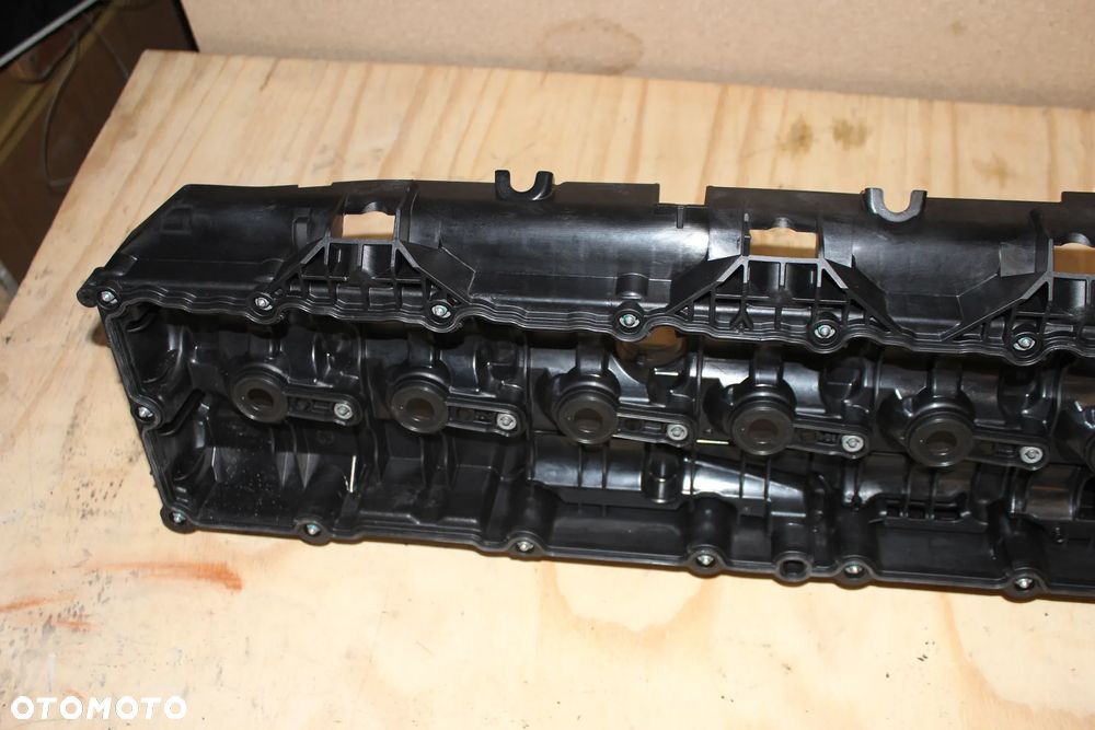 POKRYWA ZAWORÓW BMW B57 G30 G11 G20 G05 8571308 2021 - 7