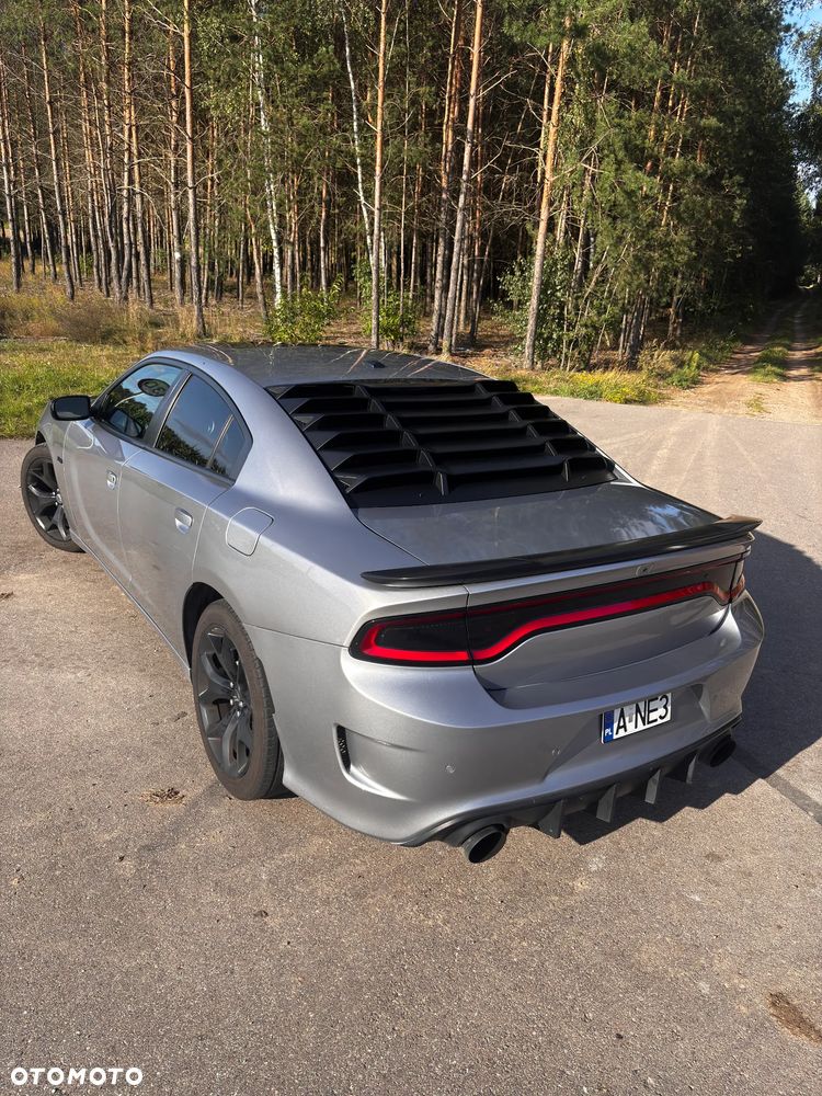 Dodge Charger - 5