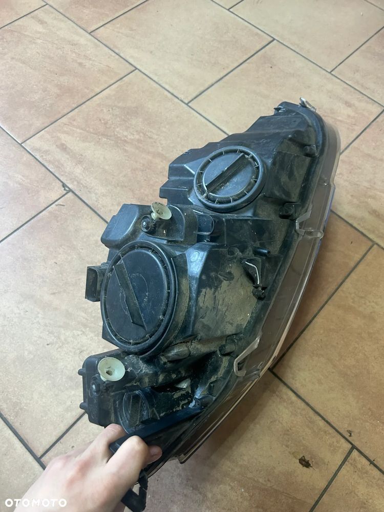 LAMPA BMW X6 E71 PRAWY PRZÓD KOMPLETNA EUROPA XENON USZKODZONA - 2