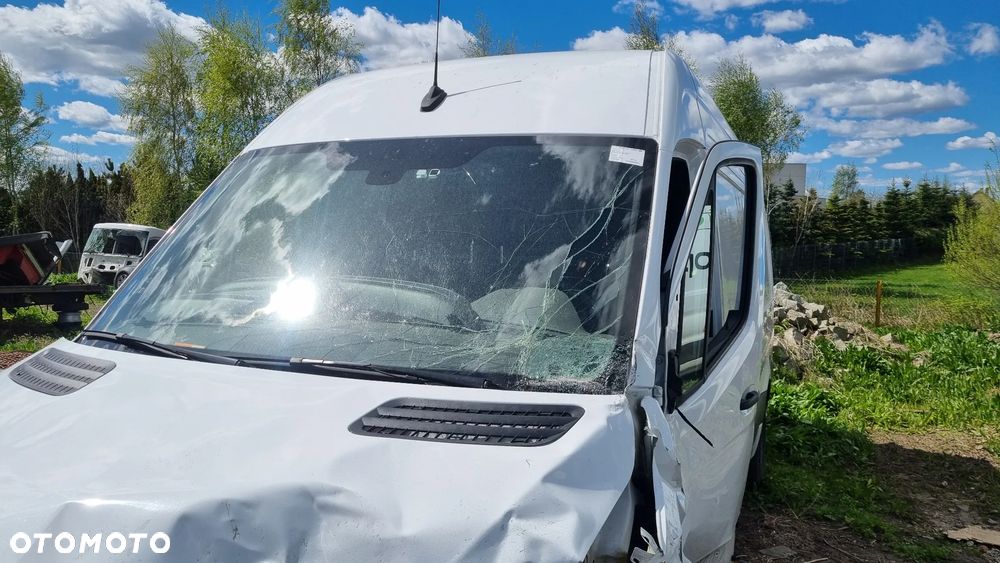 Mercedes-Benz Sprinter - 27
