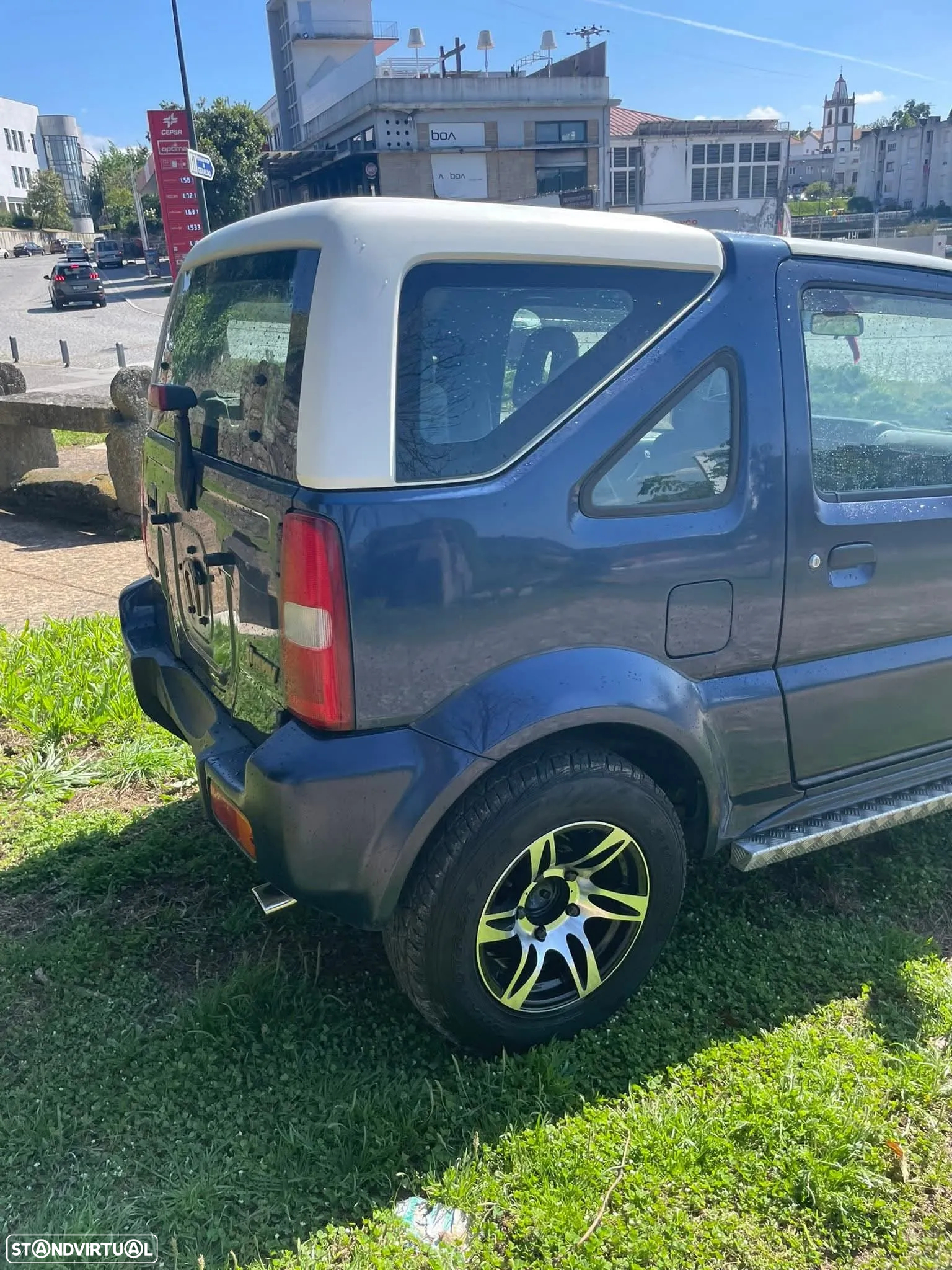Suzuki Jimny - 8