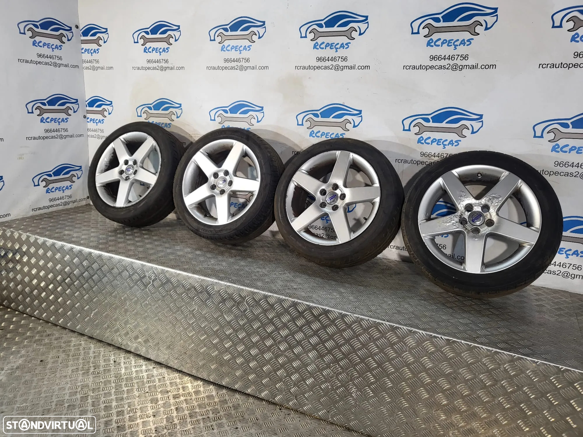 .Conjunto Jantes 17 Originais Volvo V70 7J ET52.5 5x108 30671415 - 3