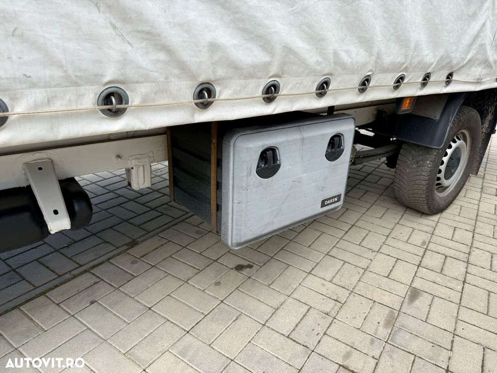 Volkswagen CRAFTER - 12