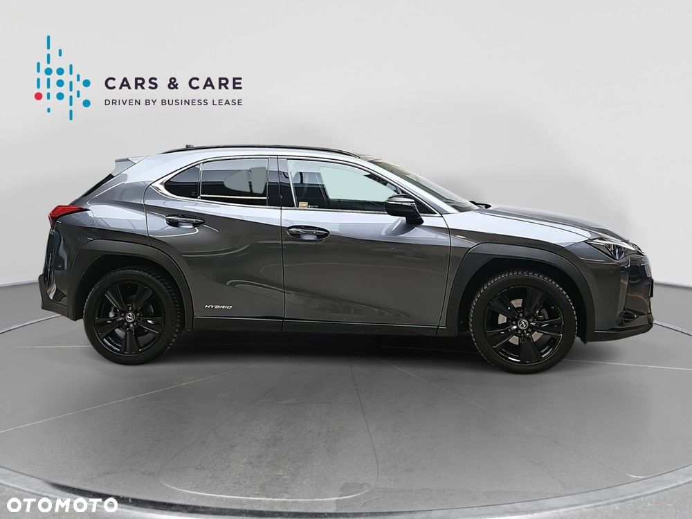Lexus UX 250h GPF F Impression 2WD - 29