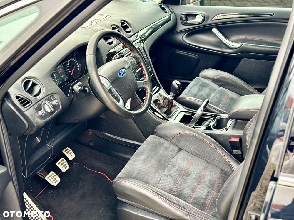 Ford S-Max 2.0 TDCi DPF Titanium X - 37