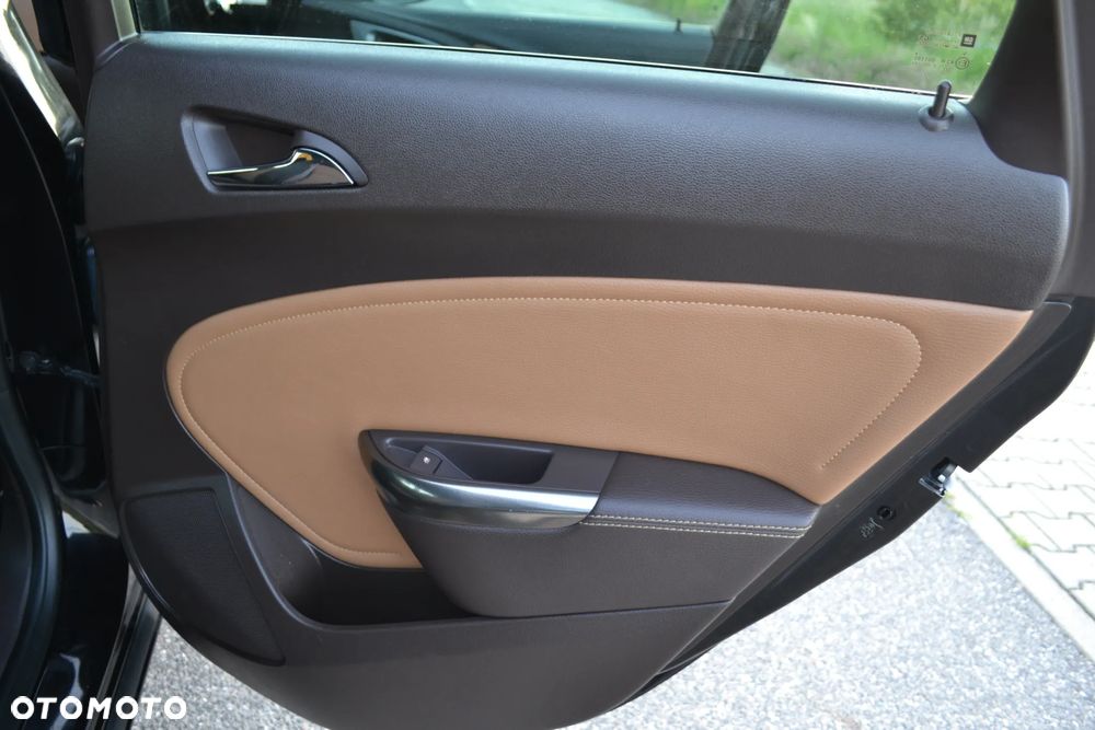 Opel Astra - 28