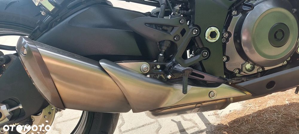 Suzuki GSX 1000 - 9