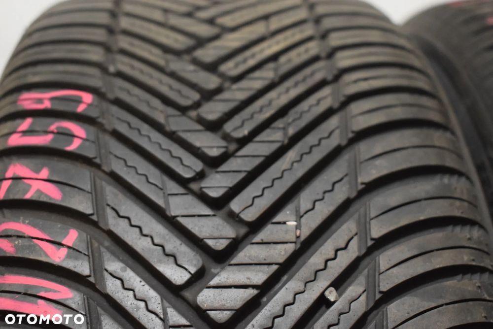 R18 225/45 Hankook Kinergy 4S 2 Cena za parę - 2