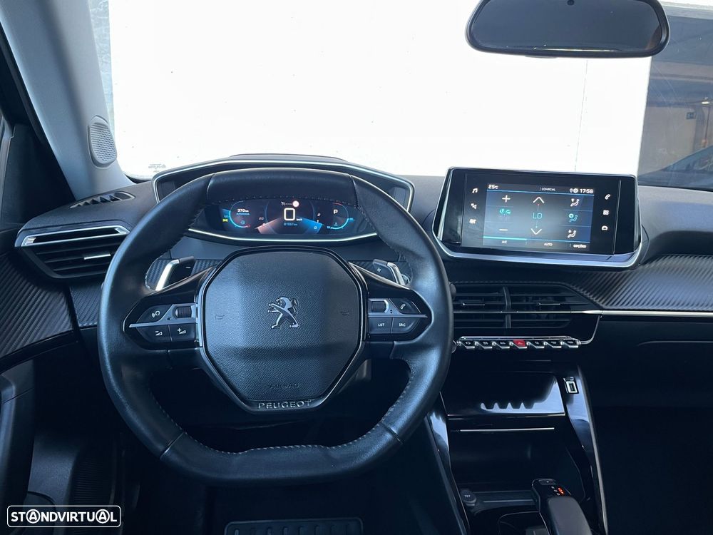 Peugeot 2008 1.2 PureTech Allure EAT8 - 5