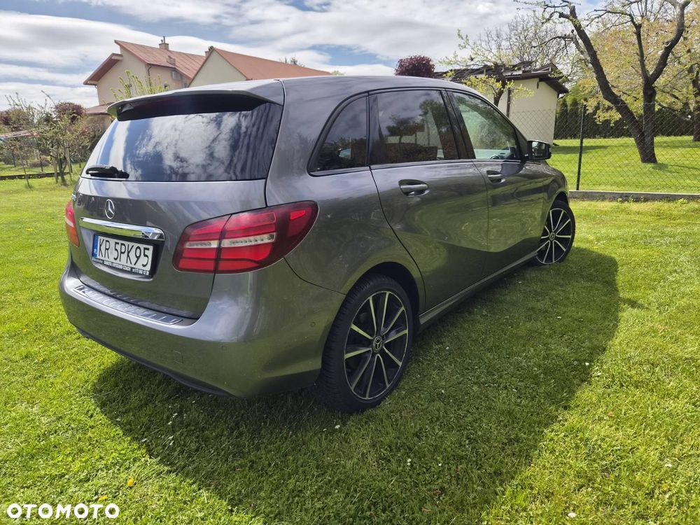 Mercedes-Benz Klasa B 180 (CDI) d 7G-DCT AMG Line - 11