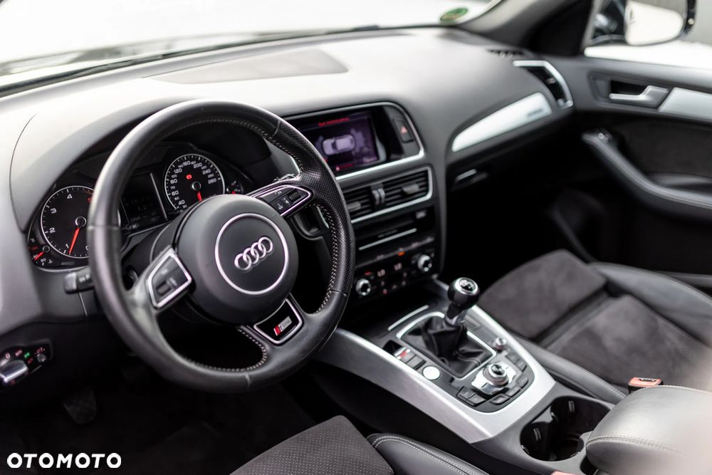 Audi Q5 2.0 TDI quattro sport - 13
