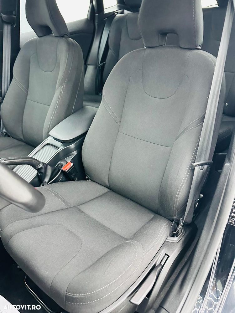 Volvo V40 D2 Kinetic - 15