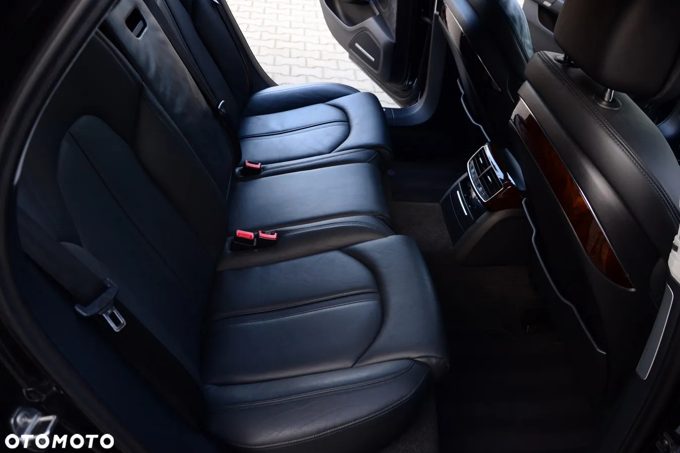 Audi A8 - 25