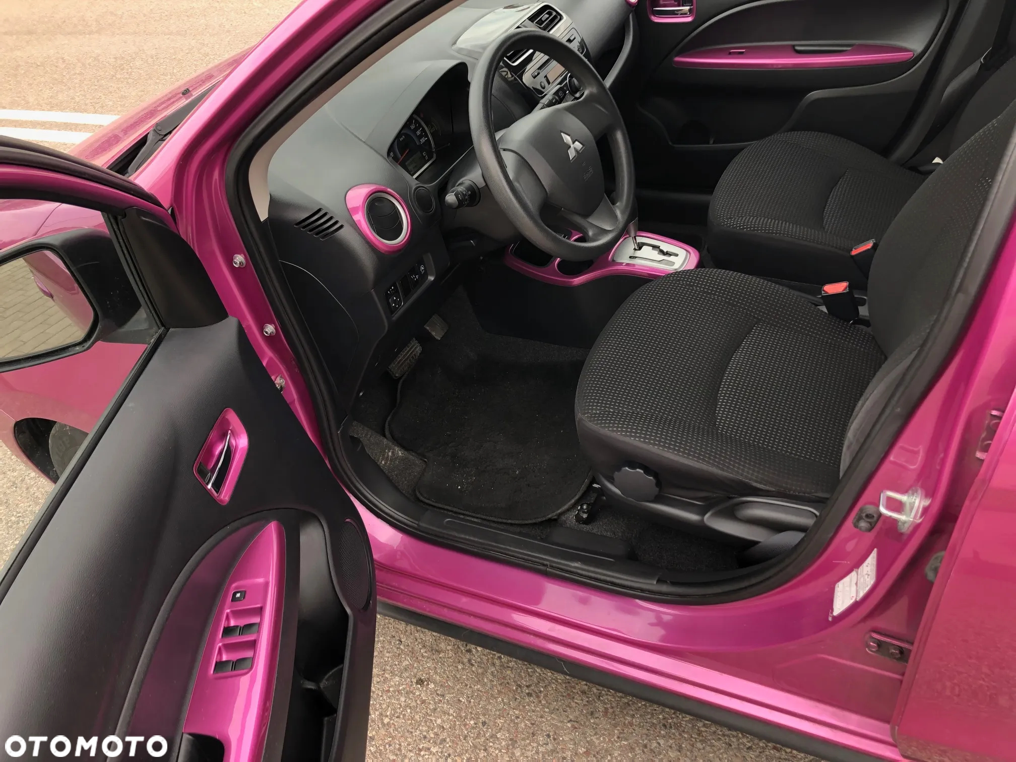 Mitsubishi Space Star 1.2 Invite CVT - 10