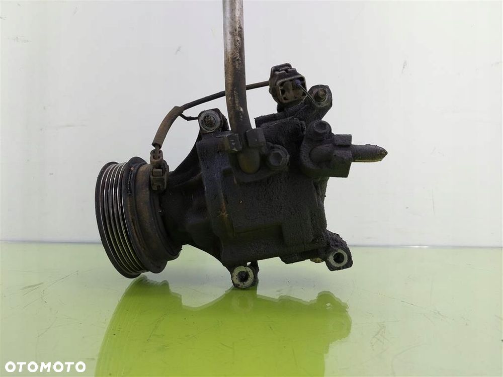 Sprężarka klimatyzacji Toyota Corolla Verso I 01-04 2,0 D4D 6350110121406 - 3