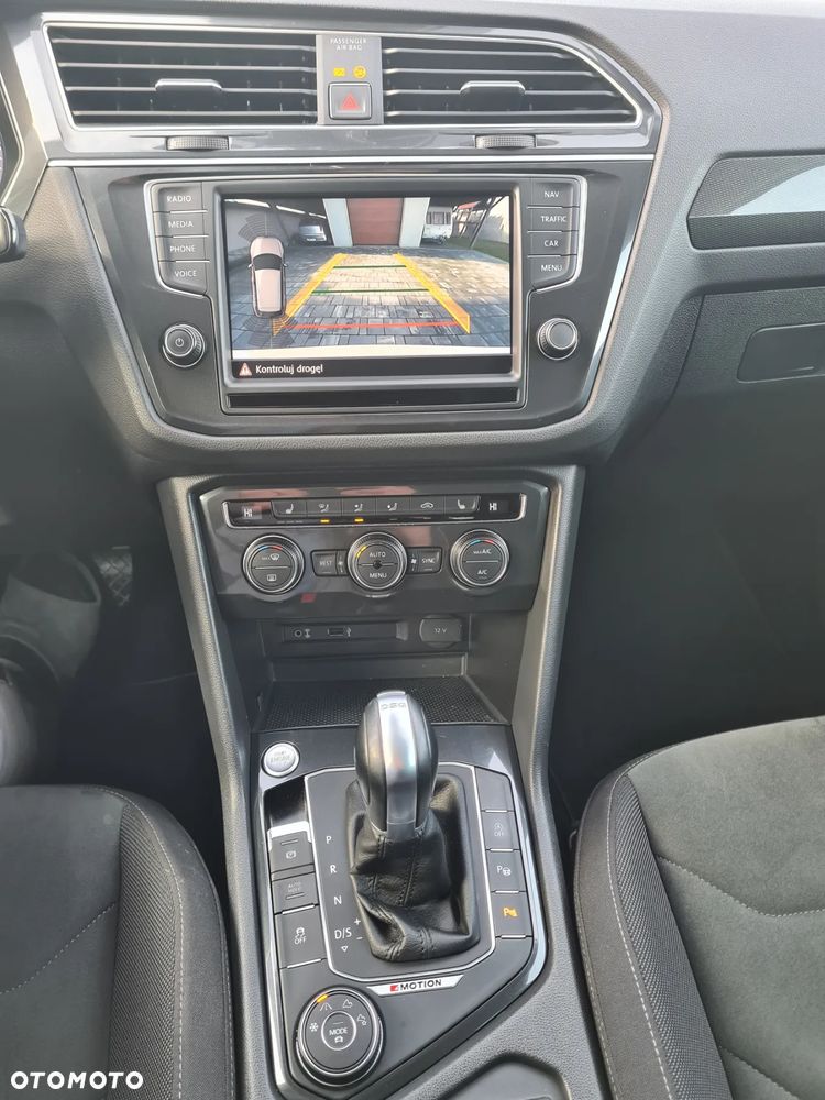 Volkswagen Tiguan - 10