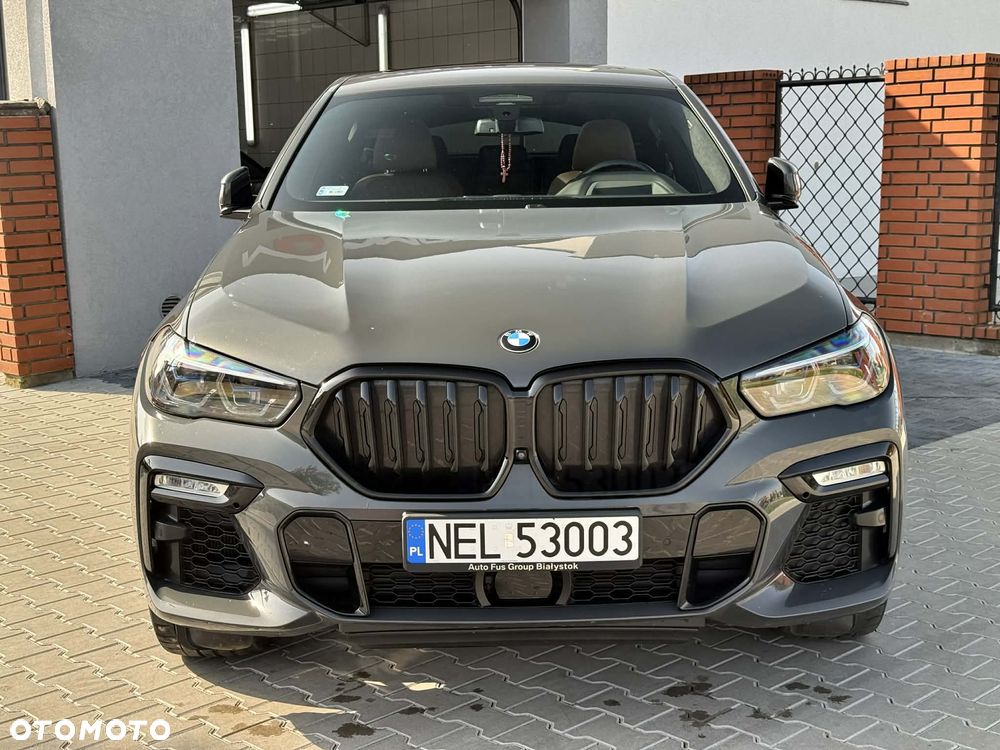 BMW X6 - 16