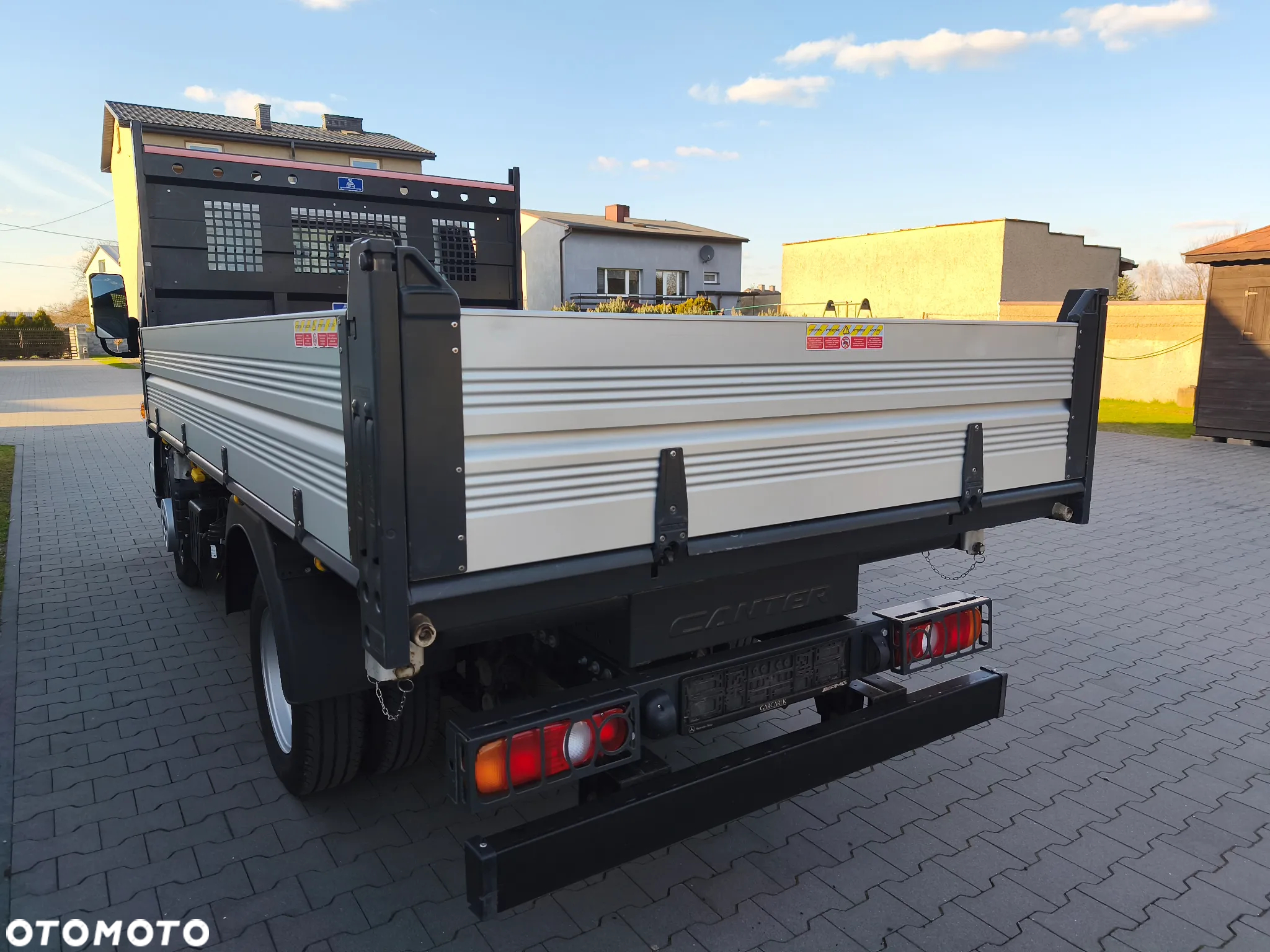 Mitsubishi Fuso Canter - 30