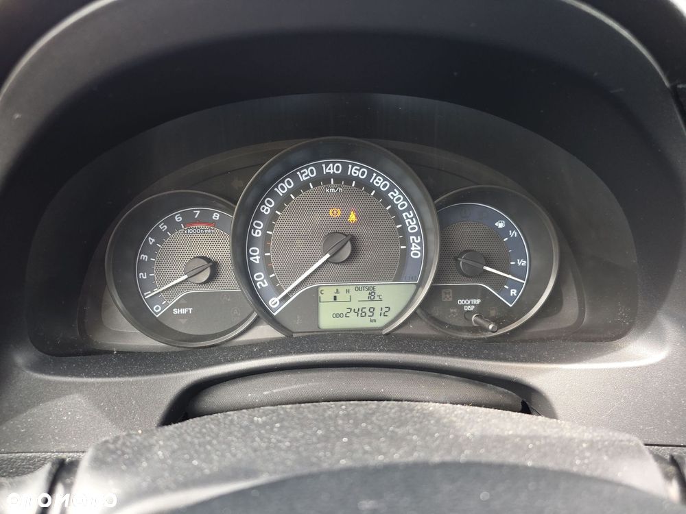 Toyota Auris 1.33 VVT-i Active - 12