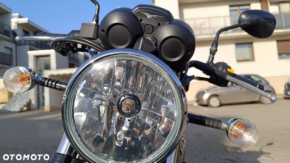 Moto Guzzi V7 - 13
