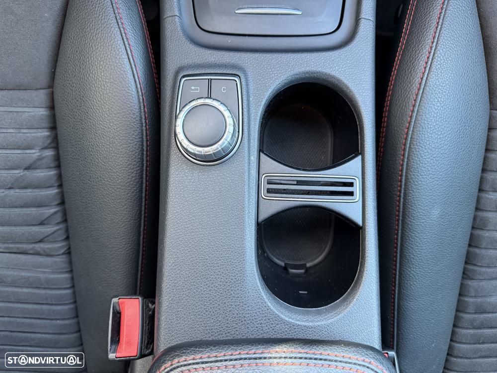 Mercedes-Benz GLA 180 d 7G-DCT AMG Line - 25