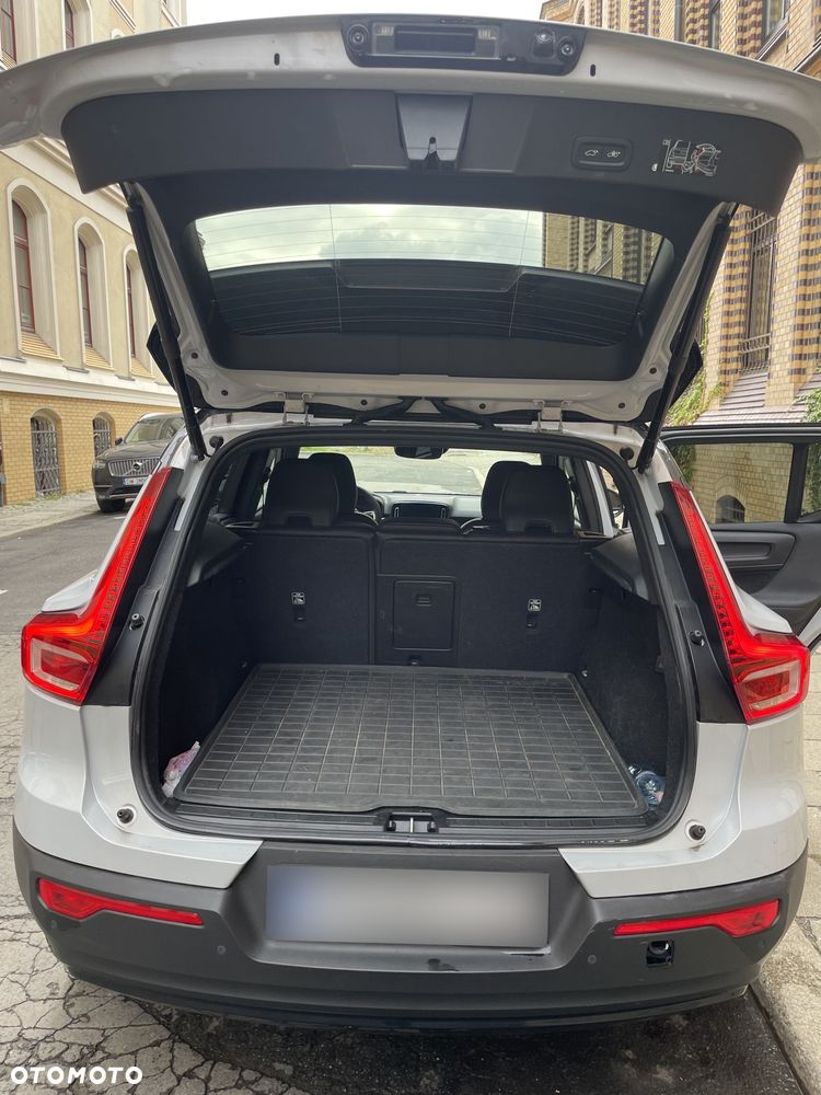 Volvo XC 40 B4 AWD Plus Bright - 14