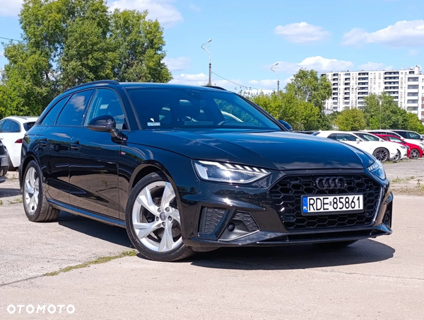 Audi A4 Avant 35 TDI S tronic S line