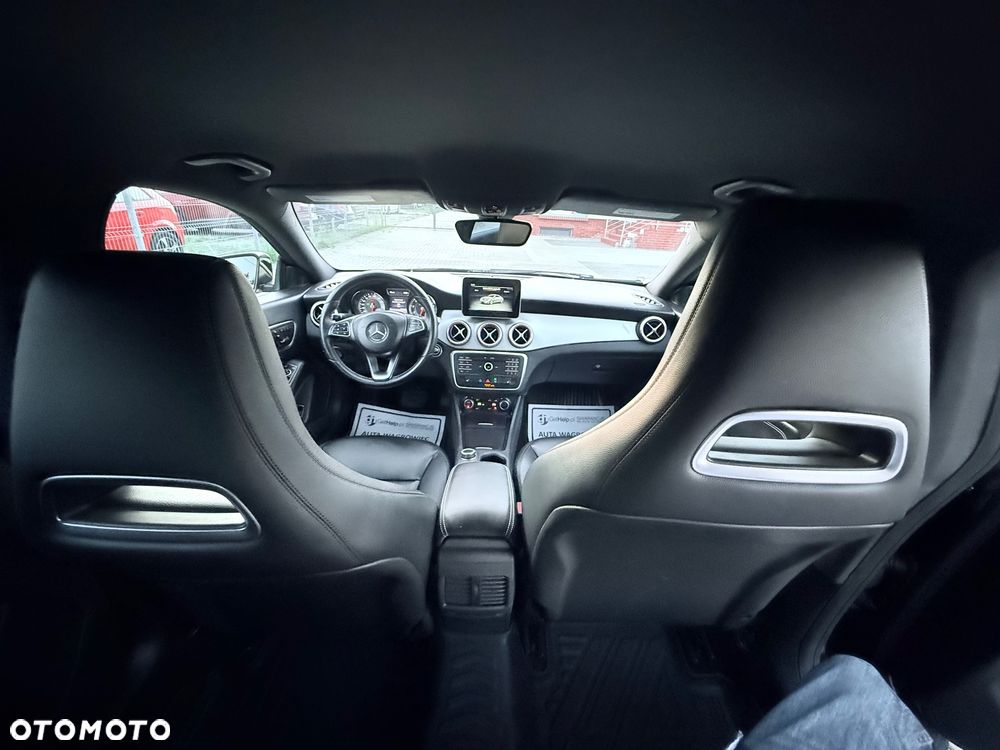 Mercedes-Benz CLA - 18
