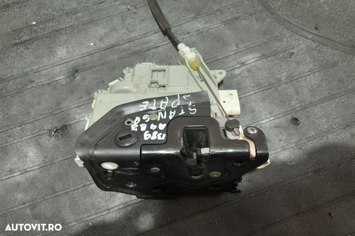 Broasca usa spate stanga 8K0839015C 8K0839015C Audi A4 B8/8K [2007 - - 2