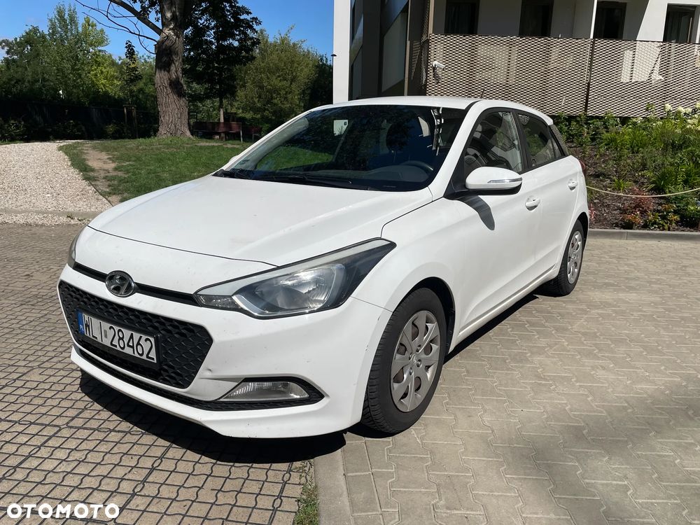 Hyundai I20 2015 photo 2
