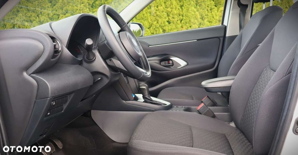 Toyota Yaris Cross - 16