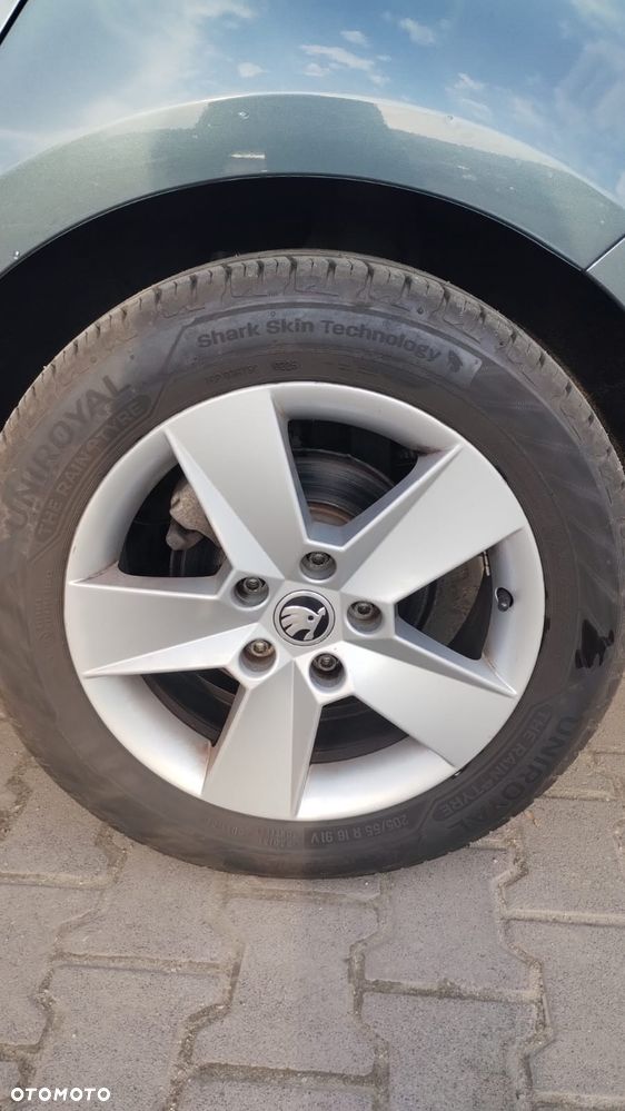 Skoda Octavia 2.0 TDI SCR Ambition DSG - 22