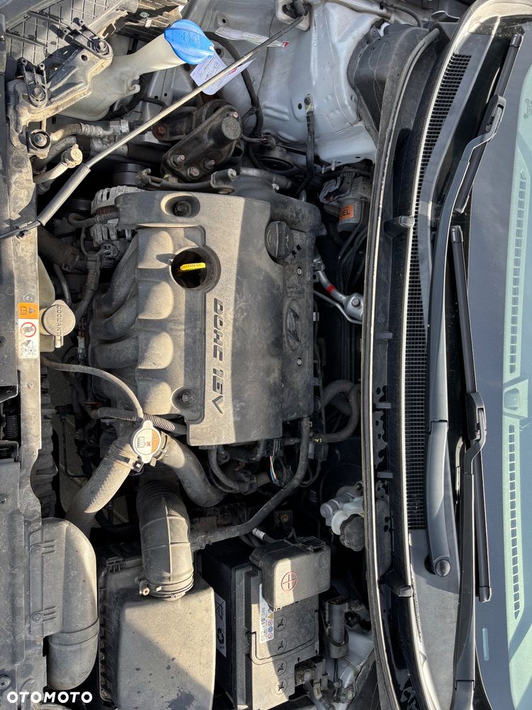 Hyundai i30 i30cw 1.4 Advantage - 17