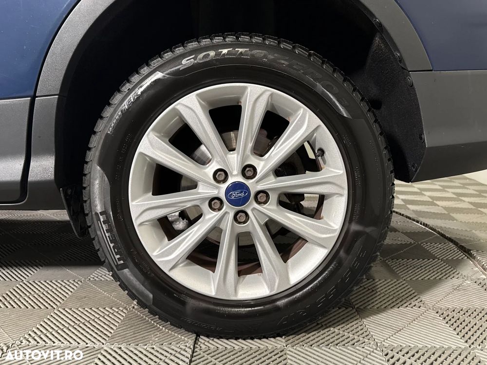 Ford Kuga - 14