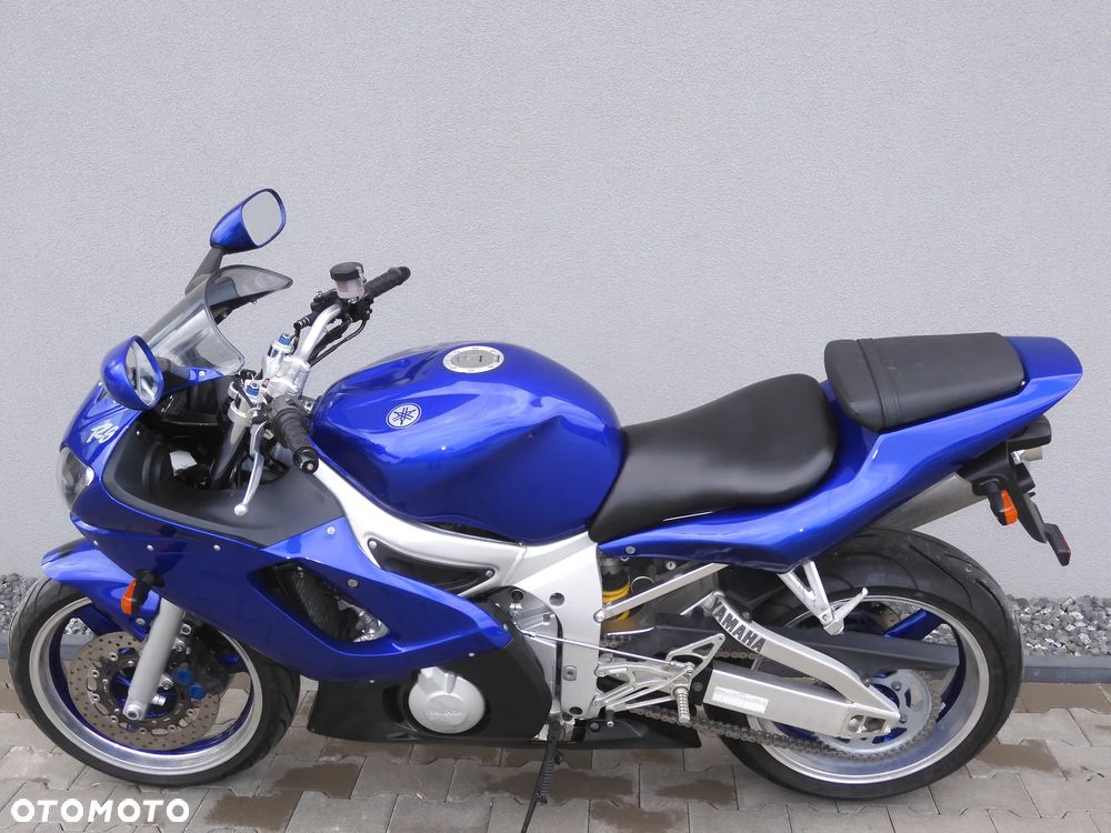 Yamaha R6 - 29