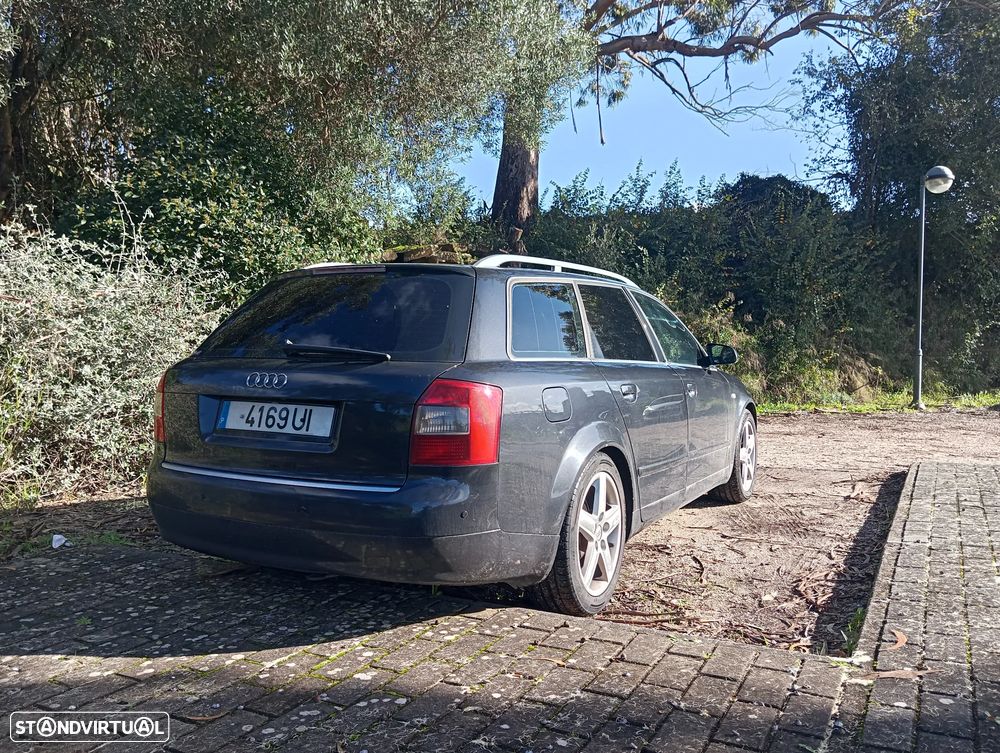 Audi A4 Avant 1.9 TDI m6 - 6