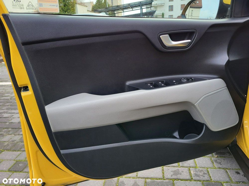 Kia Stonic 1.0 T-GDI L Business Line DCT - 12