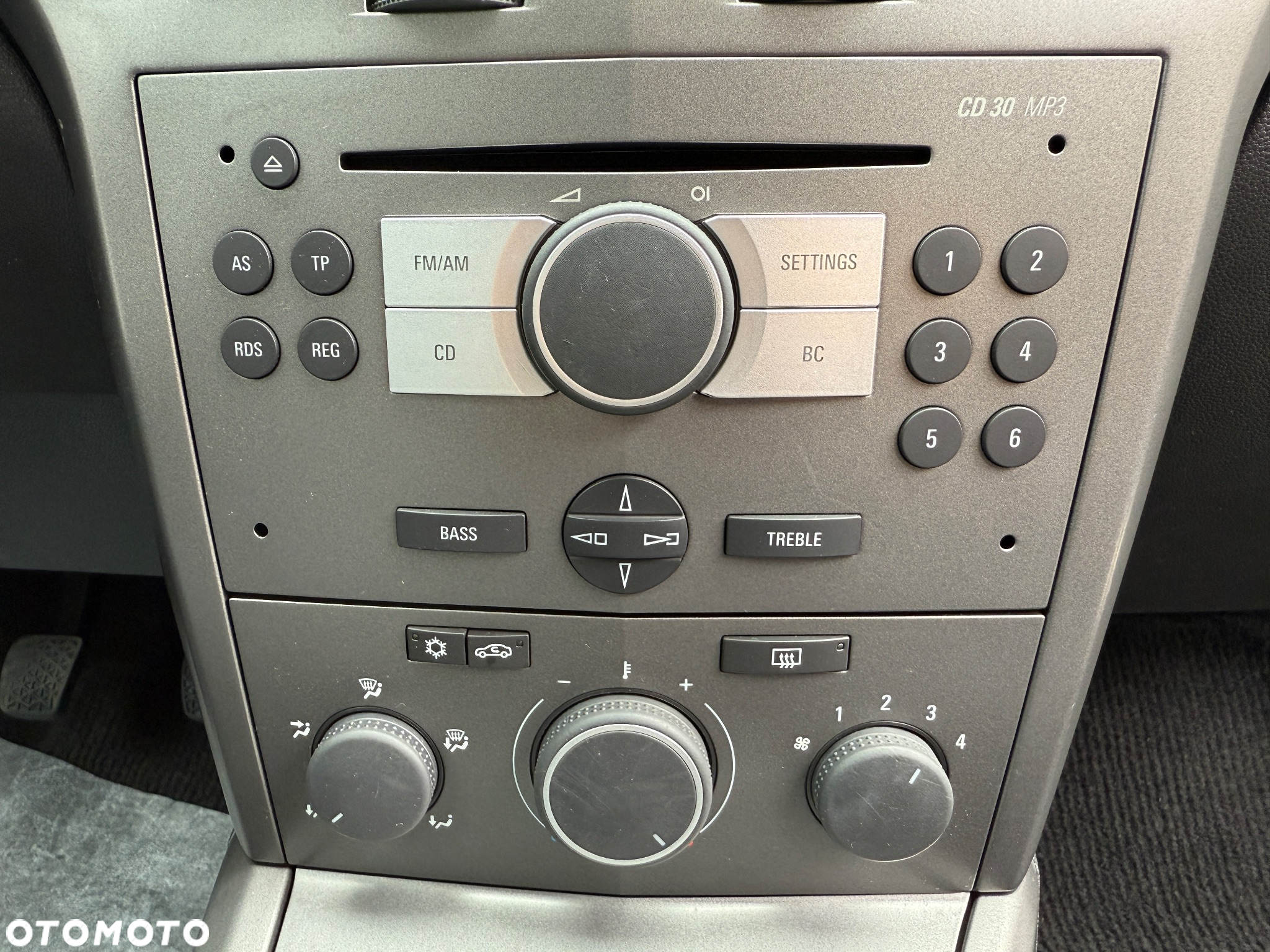 Opel Astra 1.6 Edition - 11