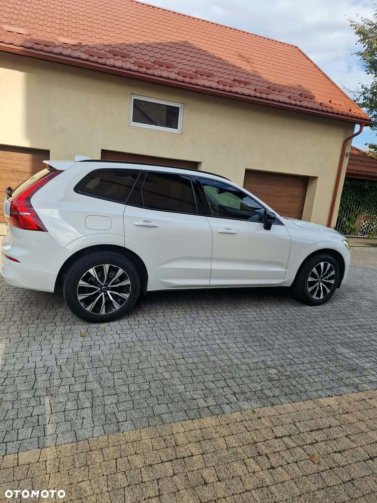 Volvo Xc60 2023 photo 2