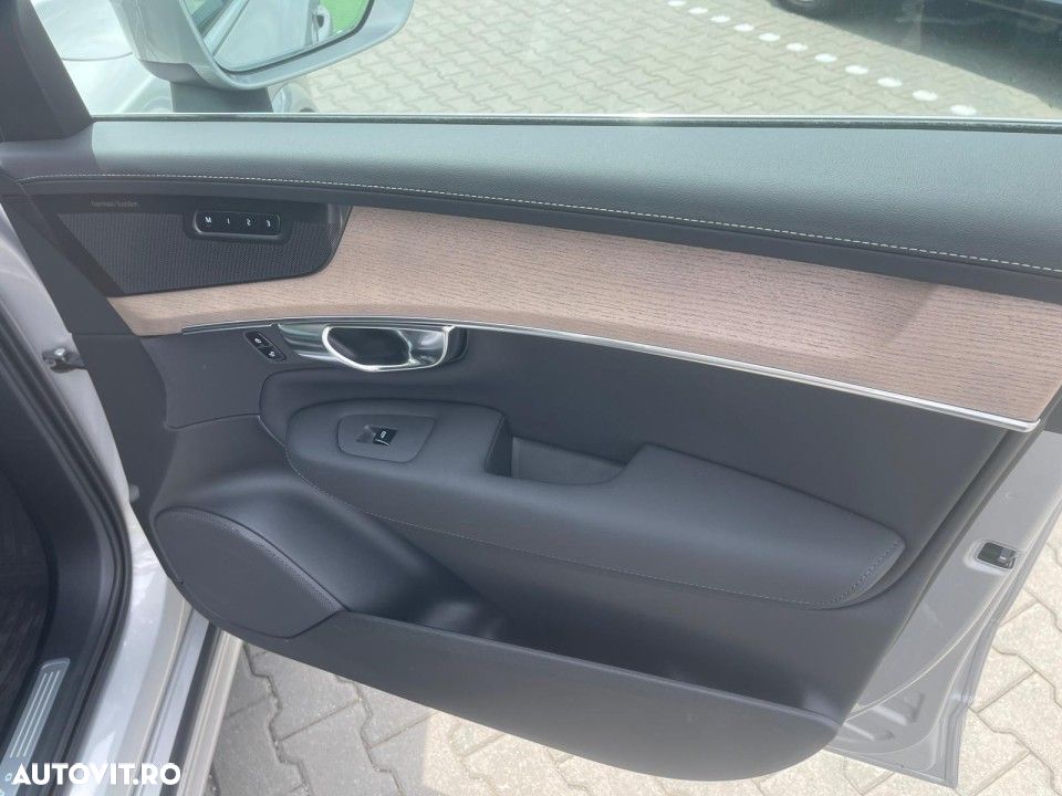 Volvo XC 90 B5 AWD MHEV Ultra Bright - 19