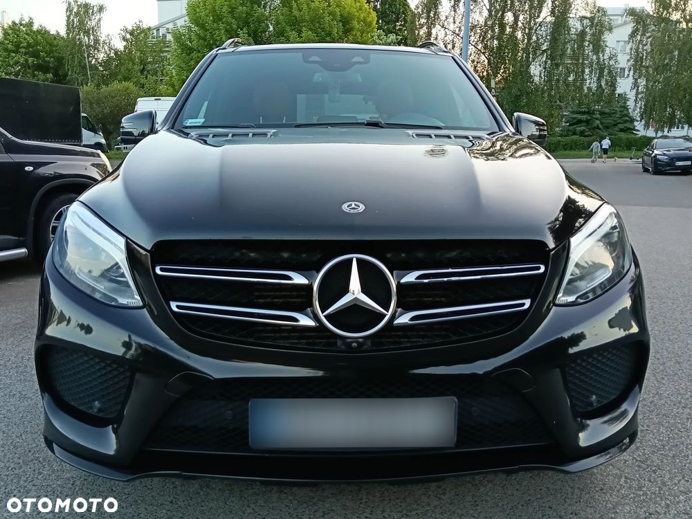 Mercedes-Benz GLE - 19