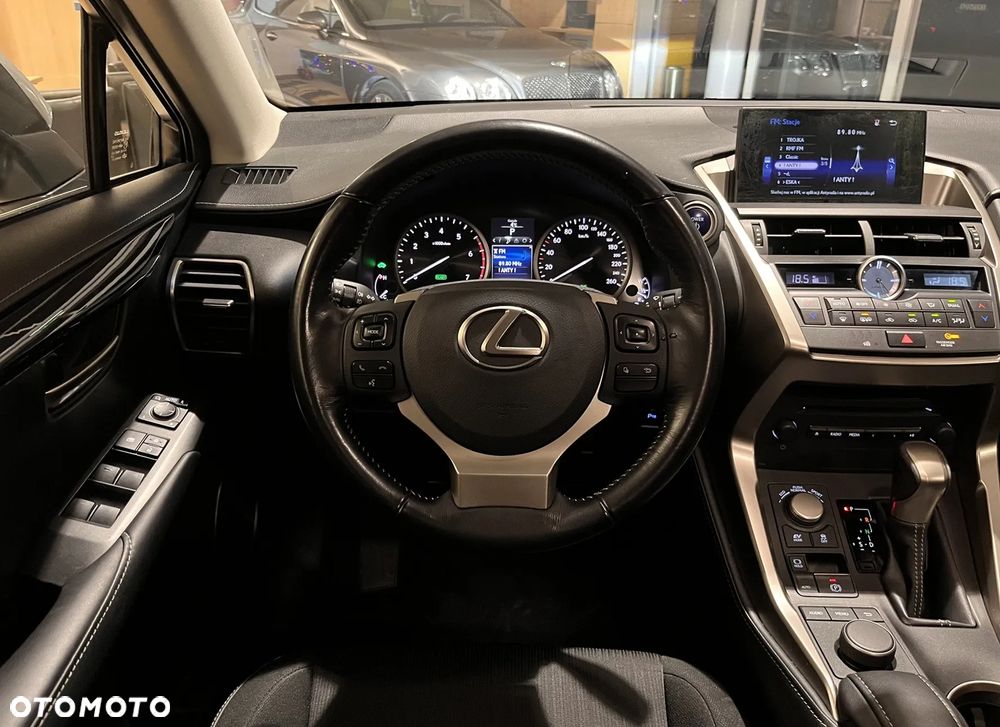 Lexus NX 300h Business Line - 14