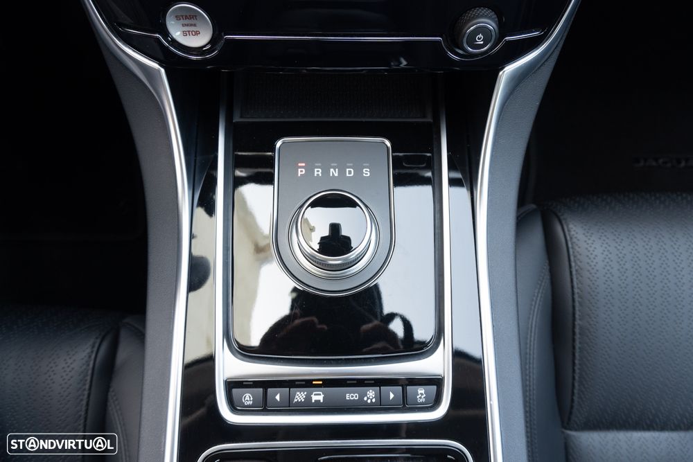 Jaguar XF 20d AWD Aut. Prestige - 32
