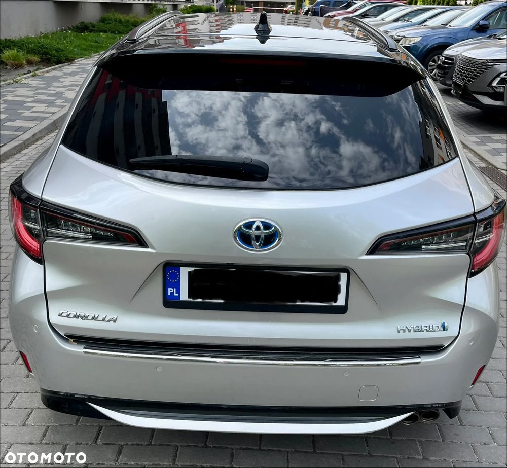 Toyota Corolla 2.0 Hybrid Executive - 6
