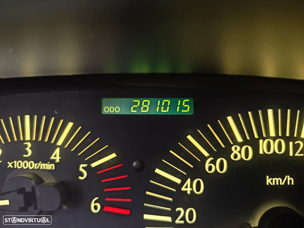 Toyota Previa 2.0 D4D Pack+EP - 11